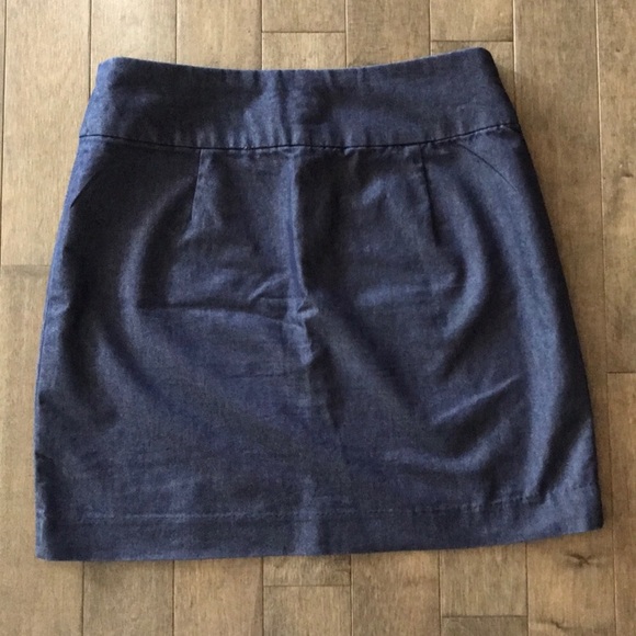 💙 Mossimo Chambray Skirt 🔹 - Picture 2 of 2